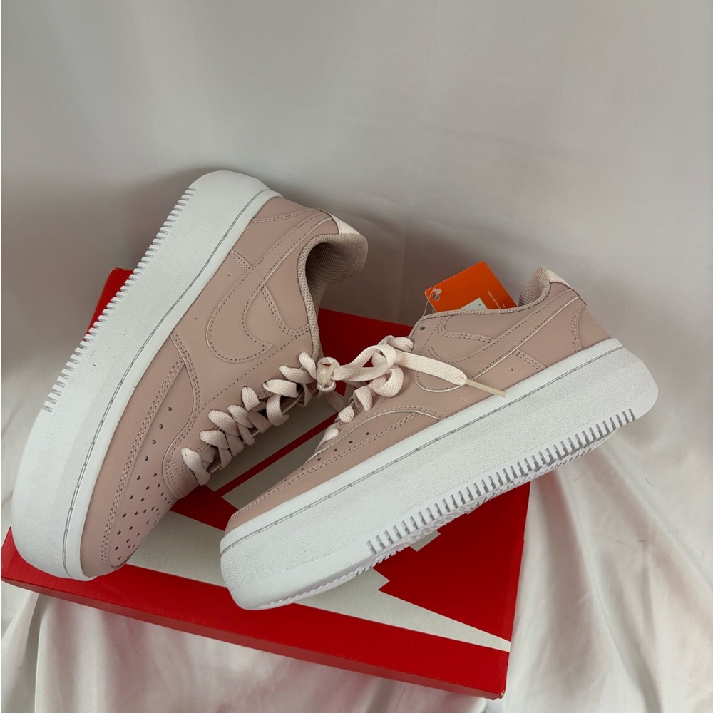 Nike Women's Sneakers in Light Pink and White - Picture 2 of 5